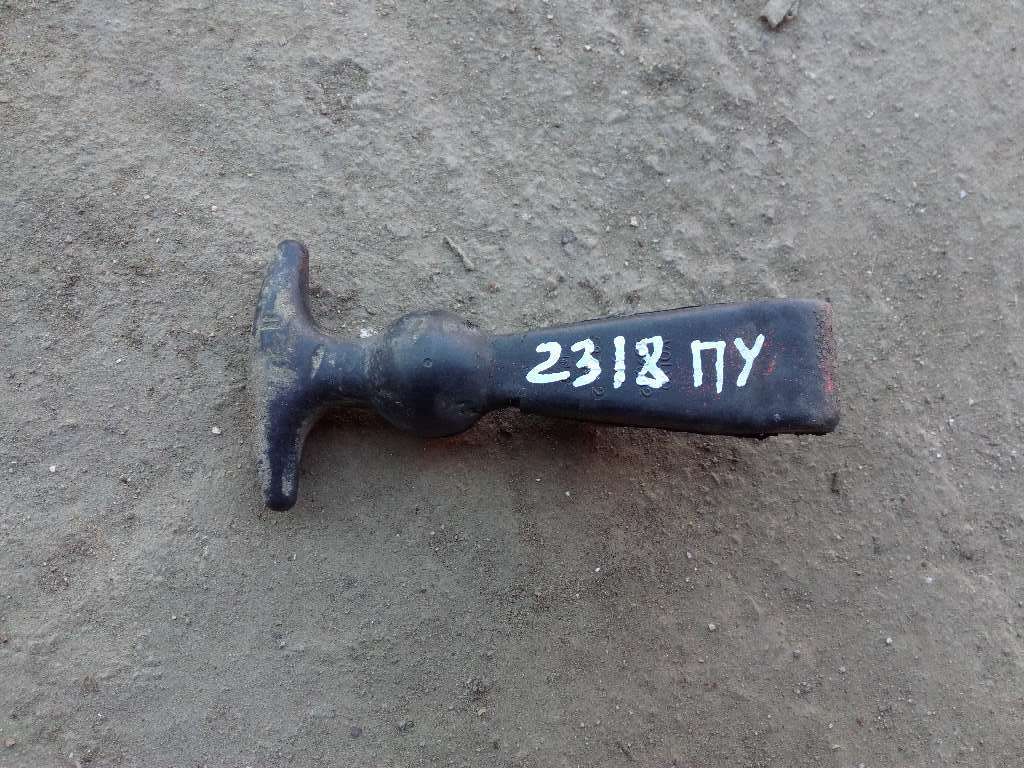 замок крышки ящика АКБ б/у - 2